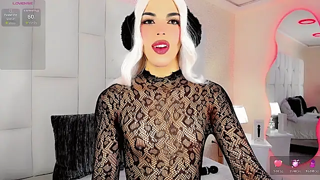 CandyJoselyn online show from 10/05/25, 01:13