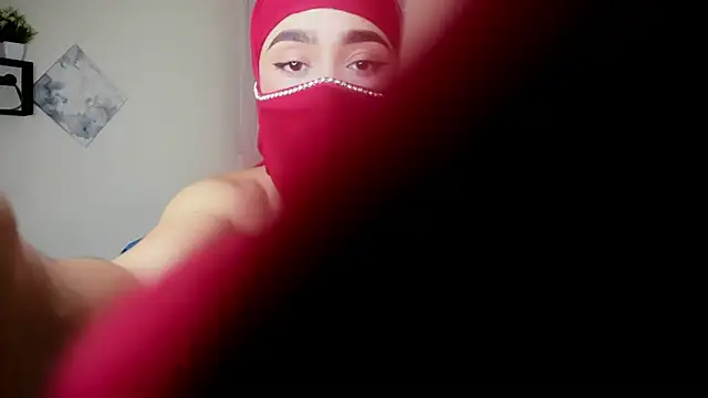 Julie Markk online show from 11/04/25, 07:17