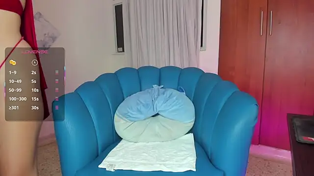 Snapshot of Julie_Markk chatting on 01/05/26, 07:06 Julie Markk online show from 01/05/26, 07:06