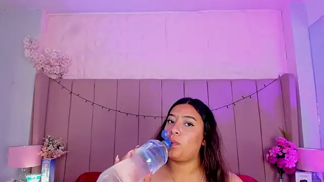 MollyBigBoobs12 online show from 10/30/25, 09:01