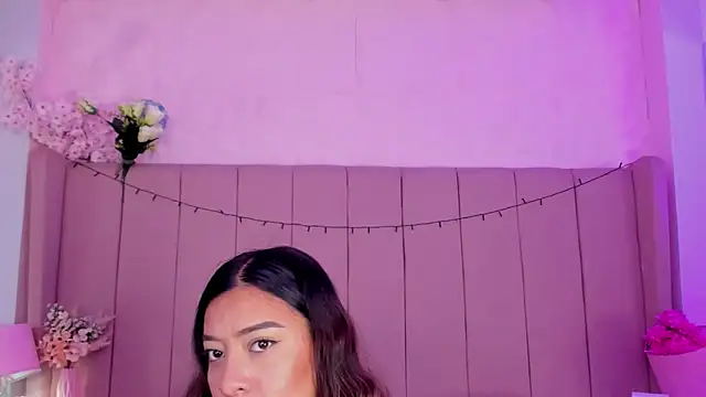 MollyBigBoobs12 online show from 11/24/25, 08:31