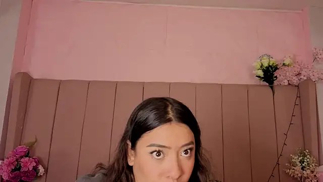 MollyBigBoobs12 online show from 12/19/25, 09:17