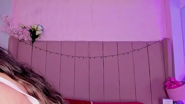 MollyBigBoobs12 online show from 11/25/25, 08:42