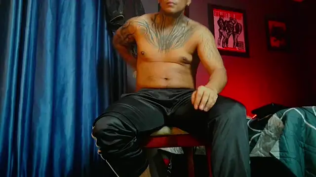 Leonnardo Jaramillo online show from 02/03/26, 02:53