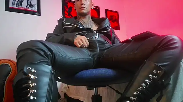 Leonnardo Jaramillo online show from 01/05/26, 05:27