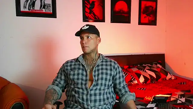 Leonnardo Jaramillo online show from 11/12/25, 11:08