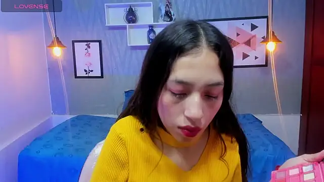 Snapshot of Valeria_roussi chatting on 10/09/25, 01:55 Valeria roussi online show from 10/09/25, 01:55