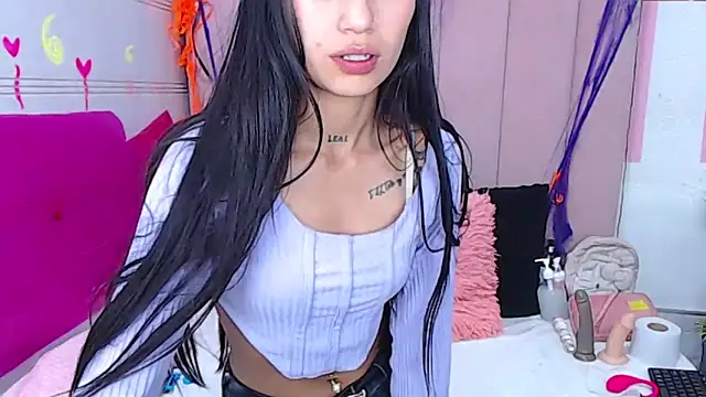 sara caplerx online show from 10/30/25, 04:48