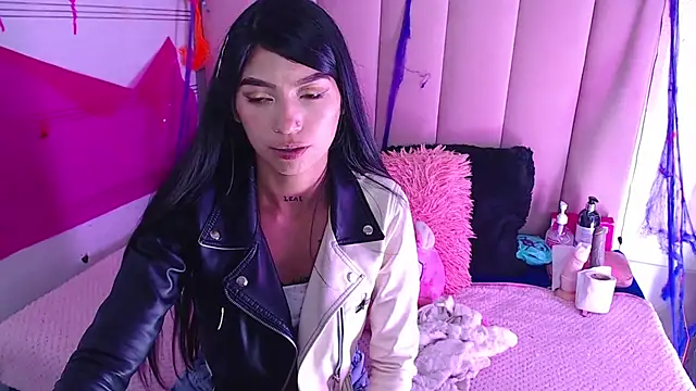 sara caplerx online show from 11/07/25, 07:07