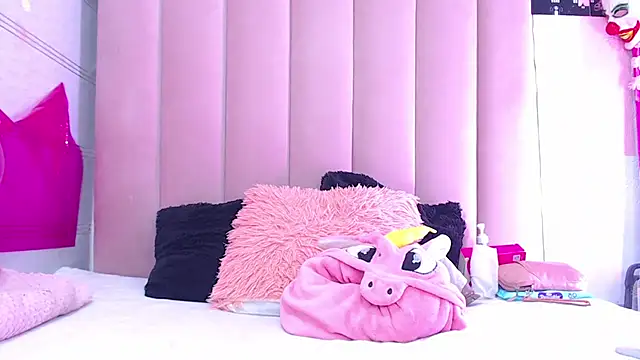 sara caplerx online show from 11/13/25, 03:49