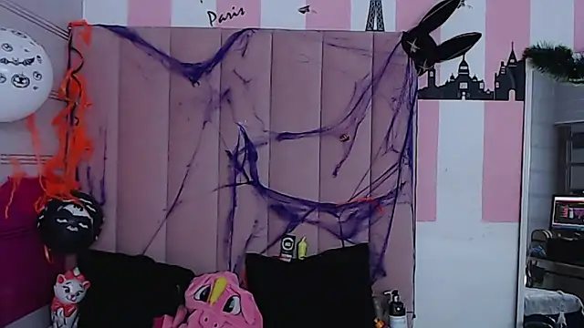 sara caplerx online show from 10/21/25, 01:54