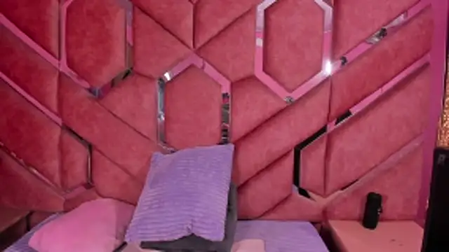 Eimy Sexy  online show from 04/16/26, 01:45