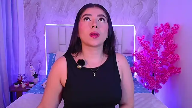 IsabellaAnngel online show from 05/26/26, 10:08
