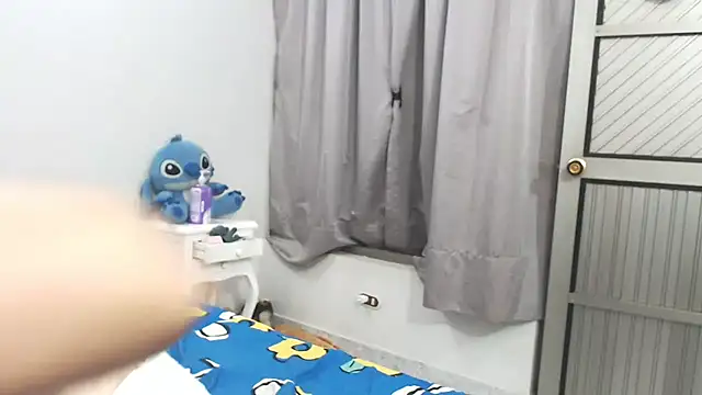 Snapshot of SaraStoneCute chatting on 05/22/26, 07:01 SaraStoneCute online show from 05/22/26, 07:01