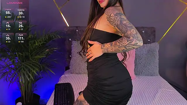 Mia Palacioss online show from 11/07/25, 04:50