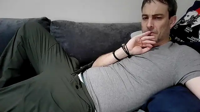 basquehotboy online show from 02/07/25, 05:18
