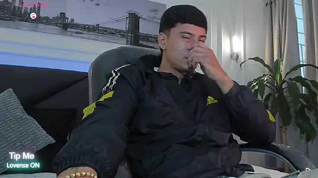 Damian23   online show from 03/05/26, 12:24