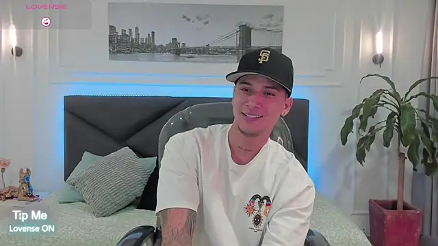 Damian23   online show from 01/17/26, 12:42