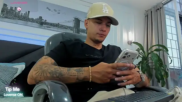 Damian23   online show from 01/15/26, 01:03