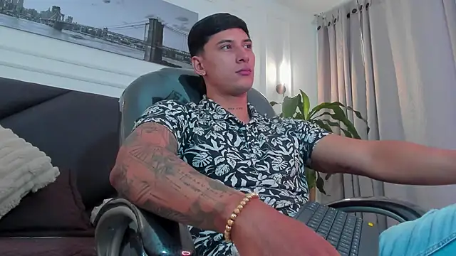 Damian23   online show from 11/11/25, 12:00