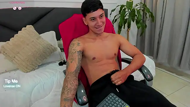 Damian23   online show from 11/23/25, 10:25