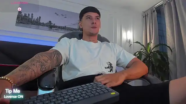 Damian23   online show from 03/12/26, 11:03