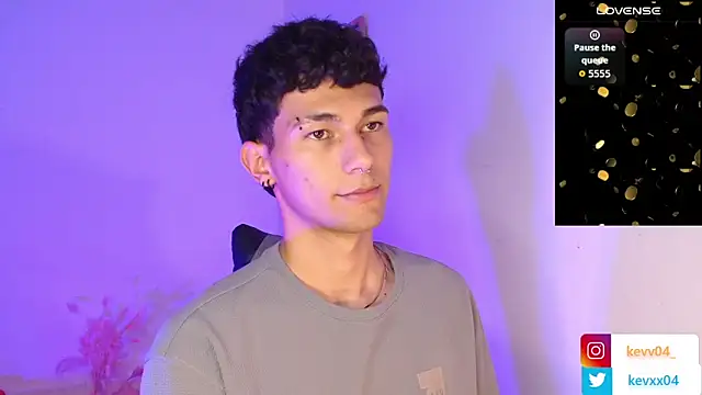 Snapshot of Alexx_tc chatting on 11/03/25, 10:57 Alexx tc online show from 11/03/25, 10:57