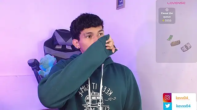 Snapshot of Alexx_tc chatting on 11/24/25, 03:06 Alexx tc online show from 11/24/25, 03:06