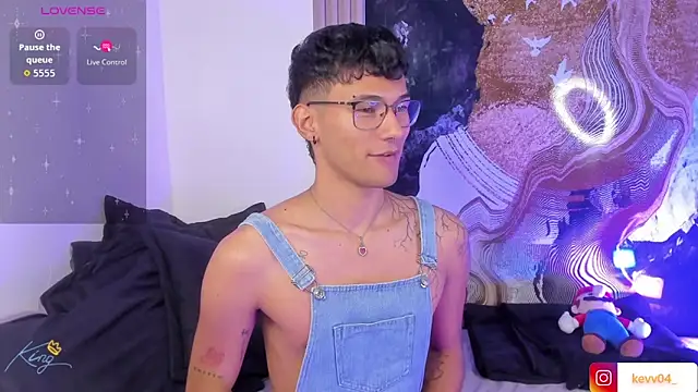 Alexx tc online show from 03/25/26, 02:33