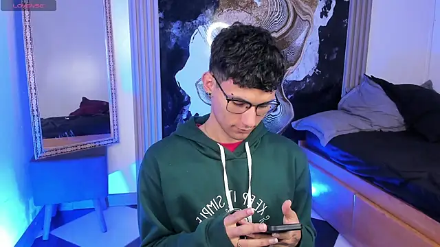 Alexx tc online show from 04/01/26, 04:36