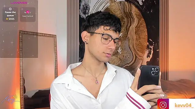 Alexx tc online show from 04/10/26, 03:02