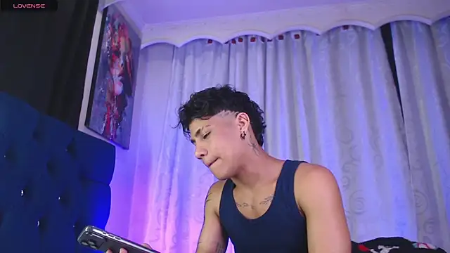 Sexys Boys Hot1 online show from 04/15/26, 01:11