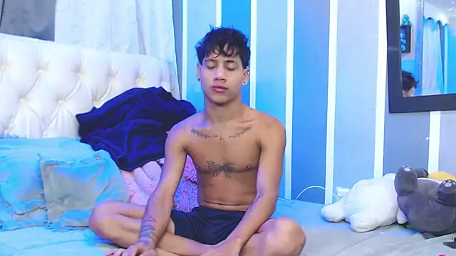 Sexys Boys Hot1 online show from 01/21/25, 05:27