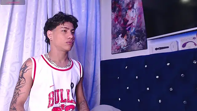 Sexys Boys Hot1 online show from 12/02/25, 01:50