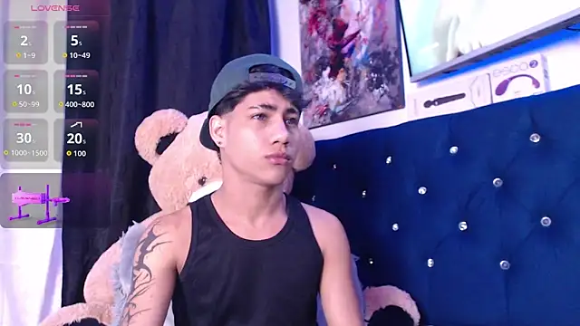 Sexys Boys Hot1 online show from 10/31/25, 02:19