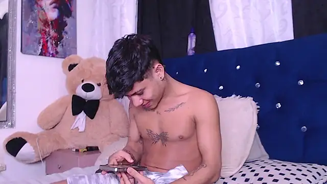 Sexys Boys Hot1 online show from 10/03/25, 05:09