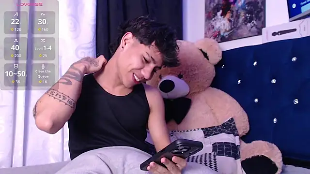 Sexys Boys Hot1 online show from 11/11/25, 02:17