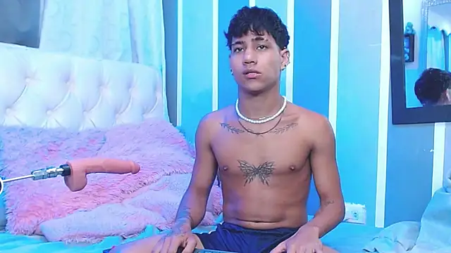 Sexys Boys Hot1 online show from 01/15/25, 08:41