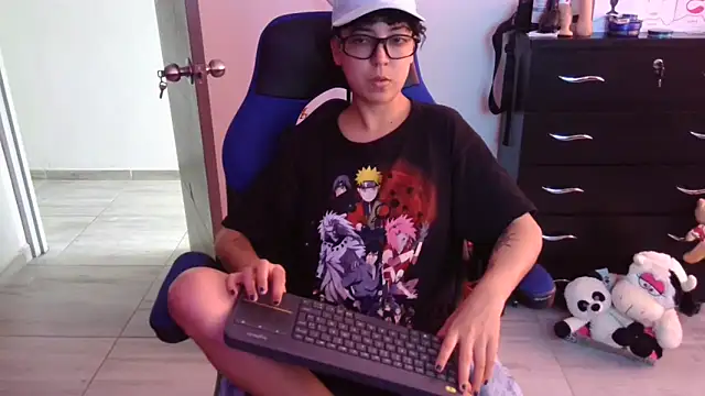 thomascooper7 online show from 12/17/25, 07:19