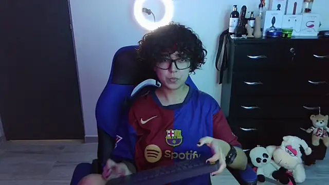 thomascooper7 online show from 09/28/25, 05:53