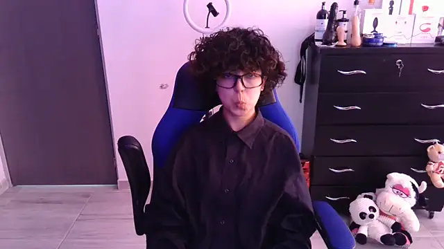 thomascooper7 online show from 11/01/25, 05:29