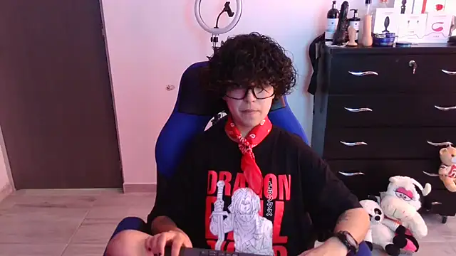 thomascooper7 online show from 10/31/25, 07:21