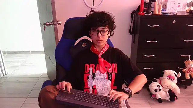 Snapshot of thomascooper7 chatting on 03/01/26, 07:03 thomascooper7 online show from 03/01/26, 07:03