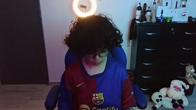 thomascooper7 online show from 10/20/25, 01:51