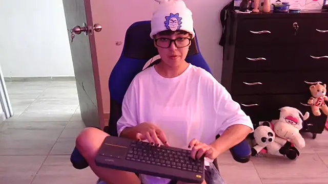 thomascooper7 online show from 11/20/25, 06:08