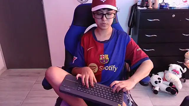 thomascooper7 online show from 12/02/25, 06:42