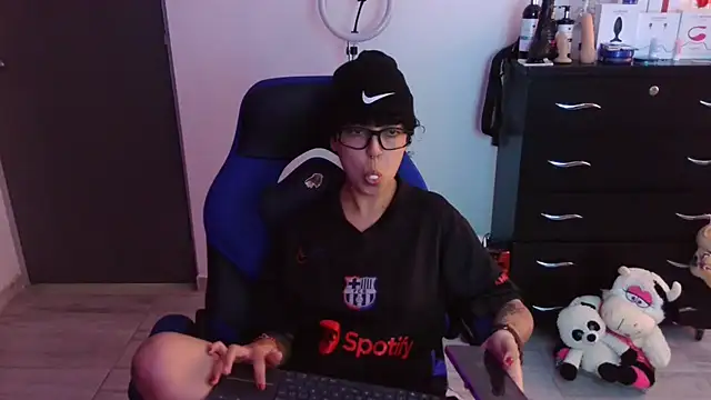 Snapshot of thomascooper7 chatting on 01/31/26, 07:23 thomascooper7 online show from 01/31/26, 07:23