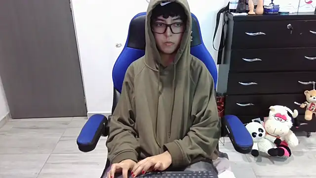 thomascooper7 online show from 11/27/25, 07:36