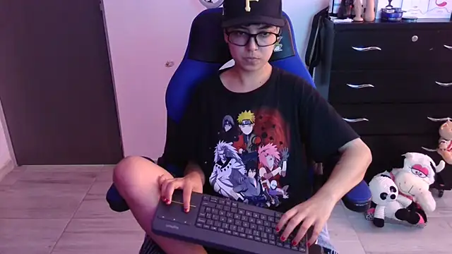 thomascooper7 online show from 12/01/25, 06:53