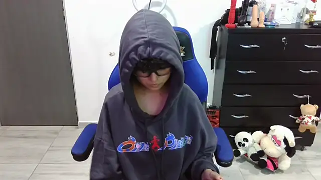 thomascooper7 online show from 03/07/26, 01:23